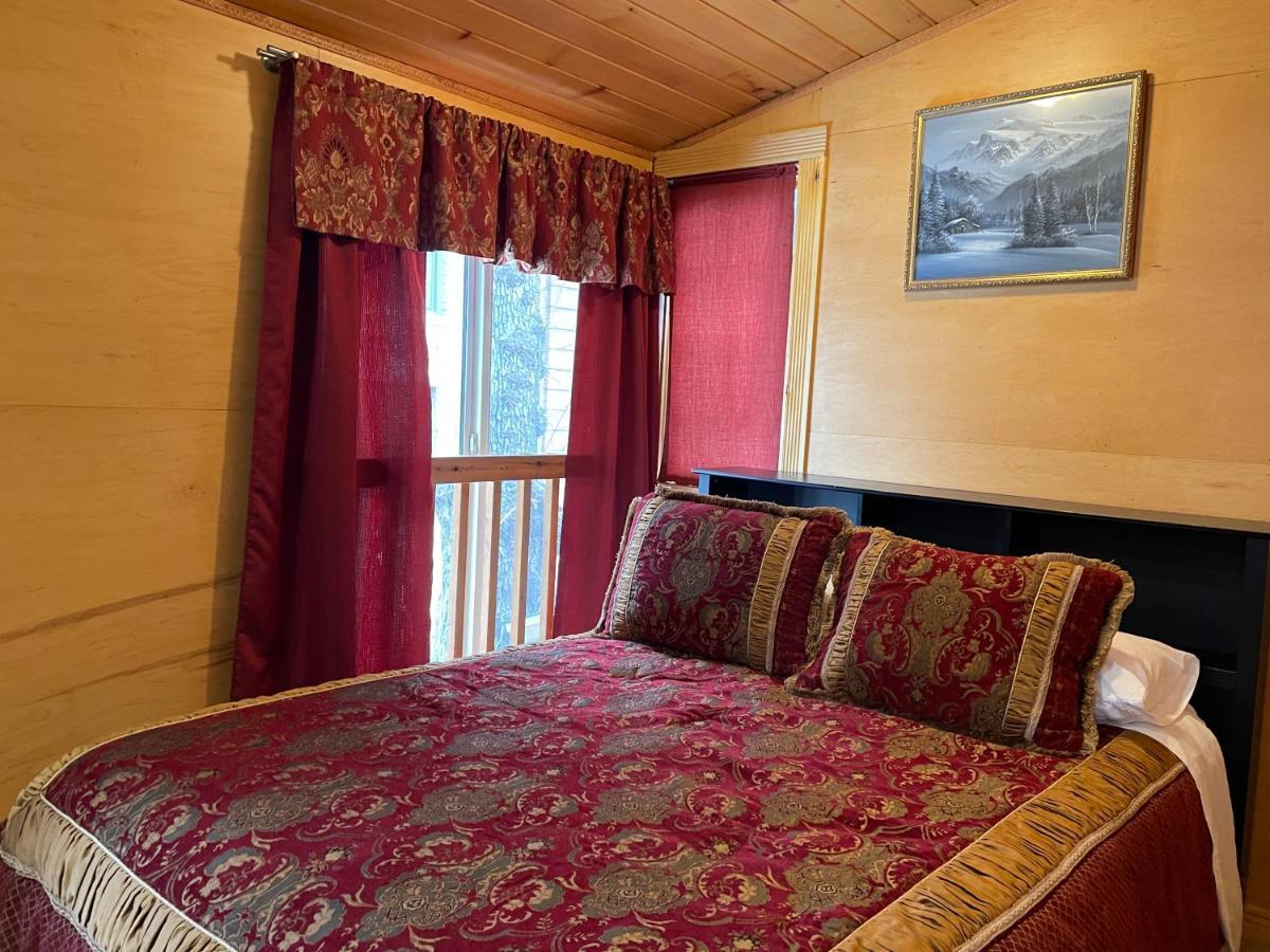 Luna Bed & Breakfast Grand Forks Buitenkant foto