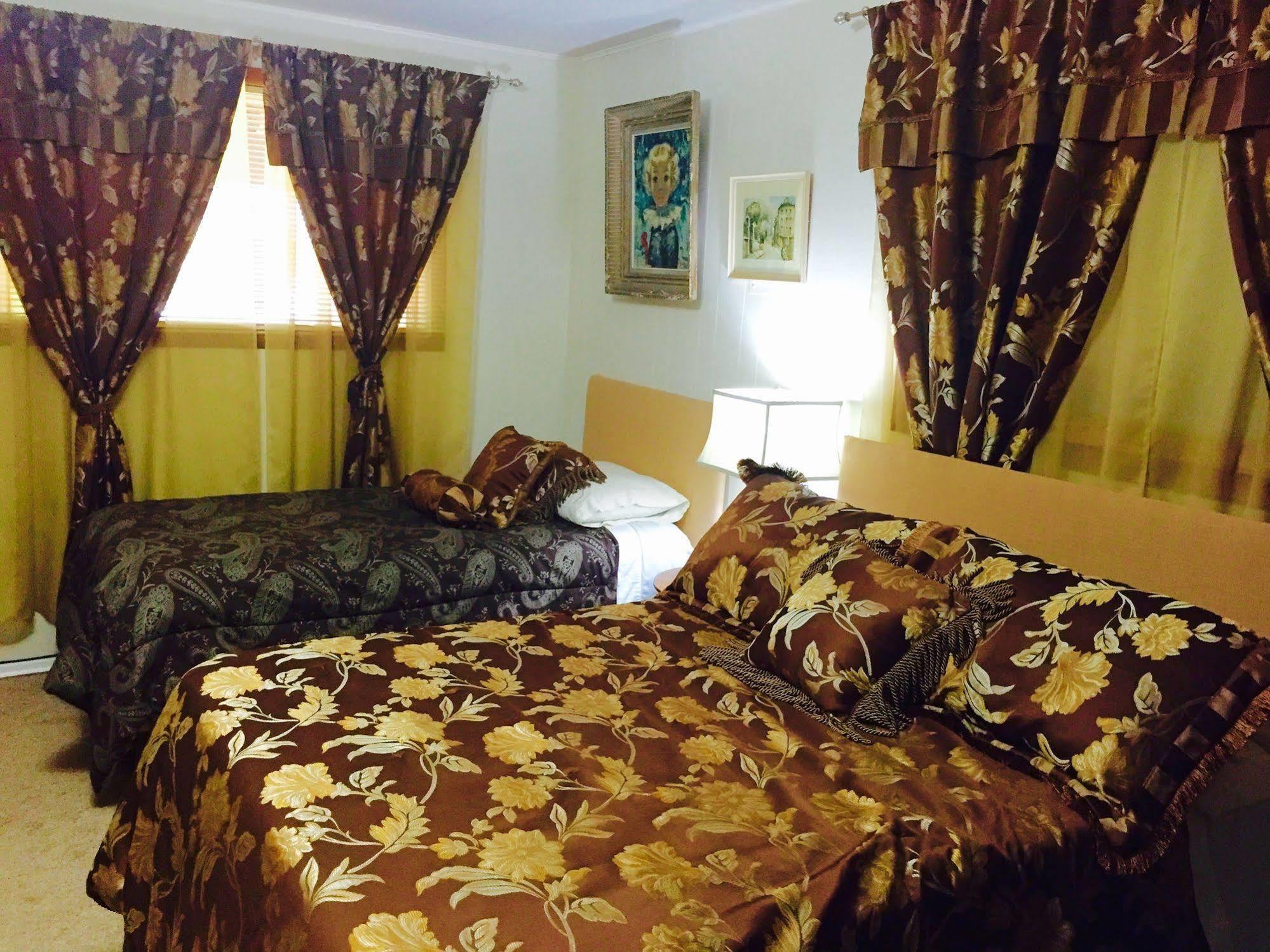 Luna Bed & Breakfast Grand Forks Buitenkant foto